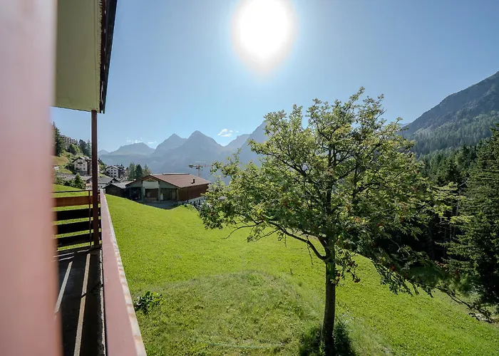 Apartamento Marlenca 2 By Vacations, Familienwohnung Mit Bergblick In Der Naehe Des Skilift-kulm Arosa