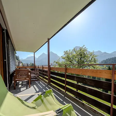 Marlenca 2 By Vacations, Familienwohnung Mit Bergblick In Der Naehe Des Skilift-kulm Arosa
