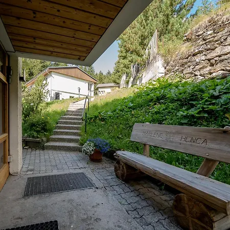 Apartment Marlenca 2 By Vacations, Familienwohnung Mit Bergblick In Der Nähe Des Skilift-kulm Arosa